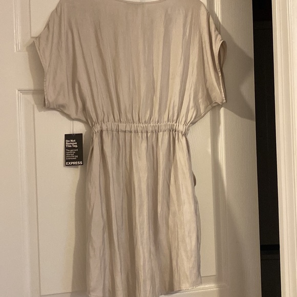 Brand New Express dress gray size xs silk fabric with silver accents pockets - Picture 5 of 8